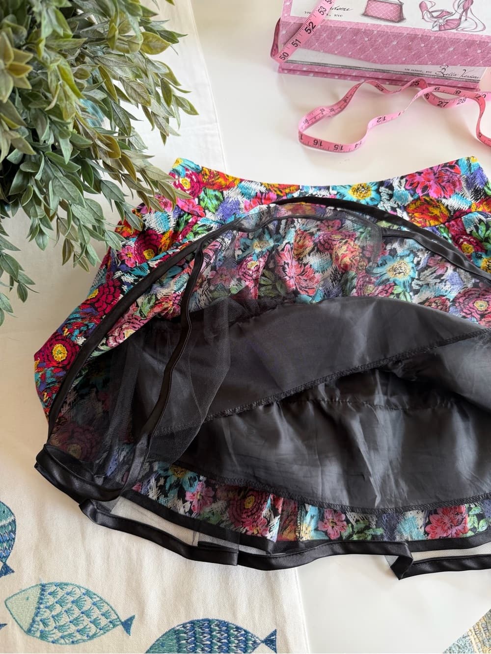 Vintage Floral High Waisted Mini Skirt - Thumbnail 3