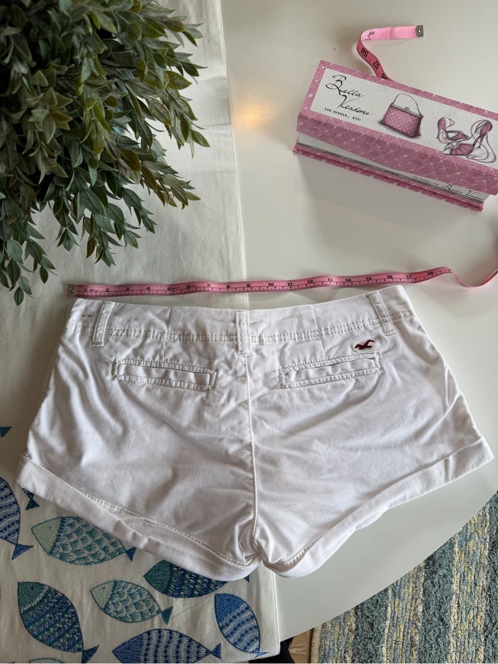 Vintage Low-Rise Shorts - Thumbnail 3