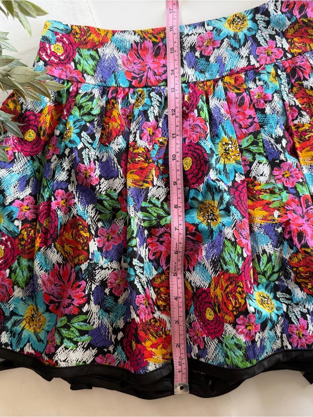 Vintage Floral High Waisted Mini Skirt - Thumbnail 2