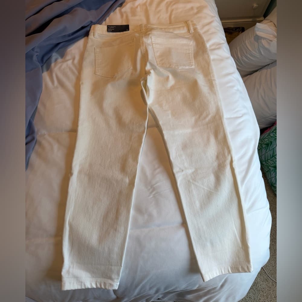 NWT White Talbots Jeans size 6P - Thumbnail 2