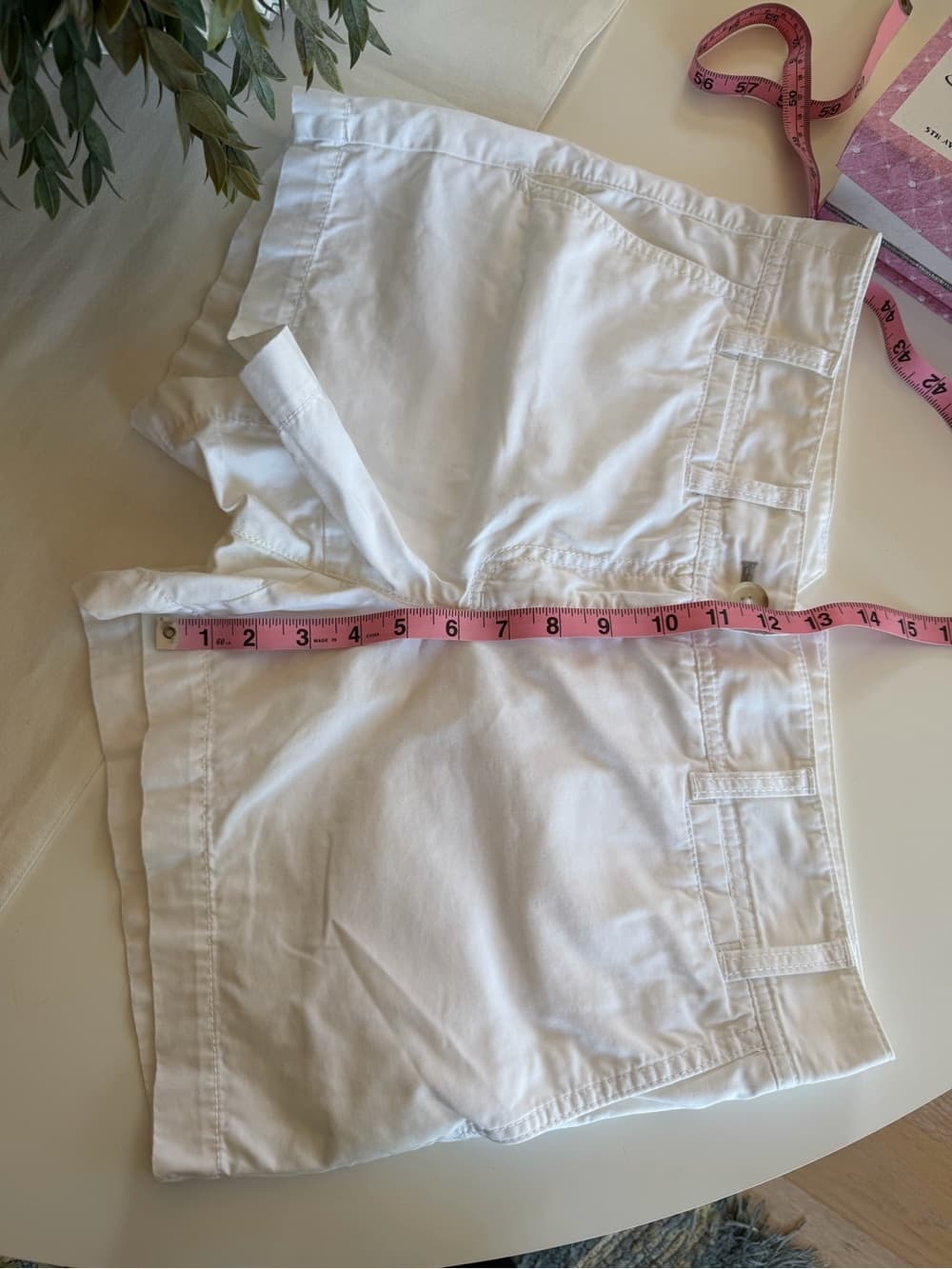 Classic Women's White Cotton Shorts - Thumbnail 4
