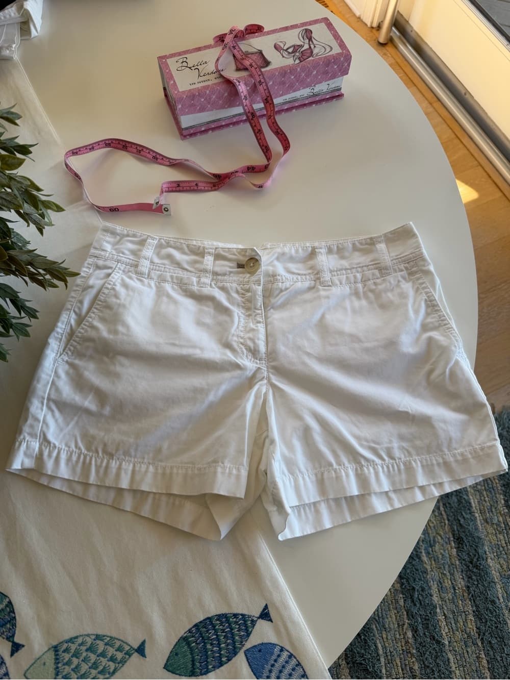 Classic Women's White Cotton Shorts - Thumbnail 5