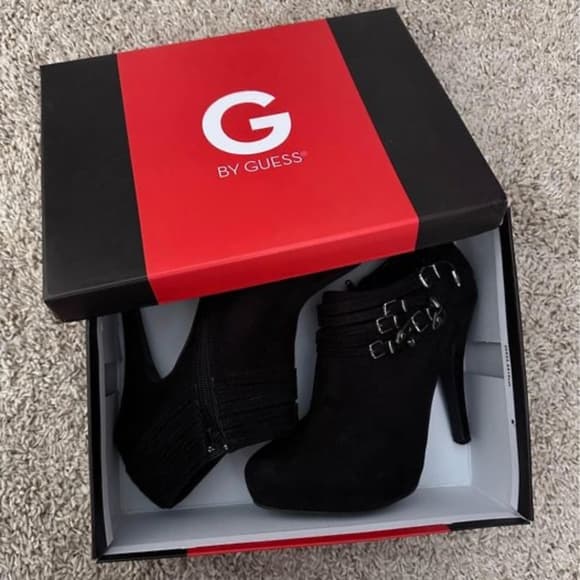 Like New Guess Ankle Boots - Thumbnail 5