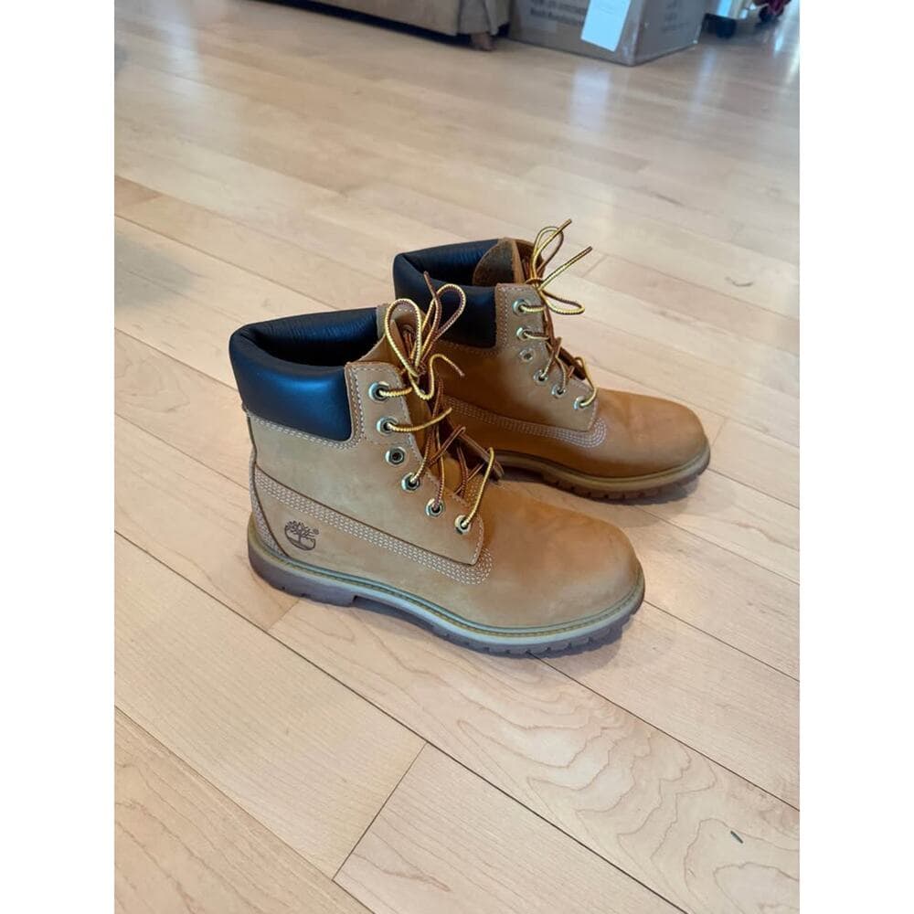 Like New Classic Timberland Women's Stone Street Waterproof Boots Size 7 - Thumbnail 5