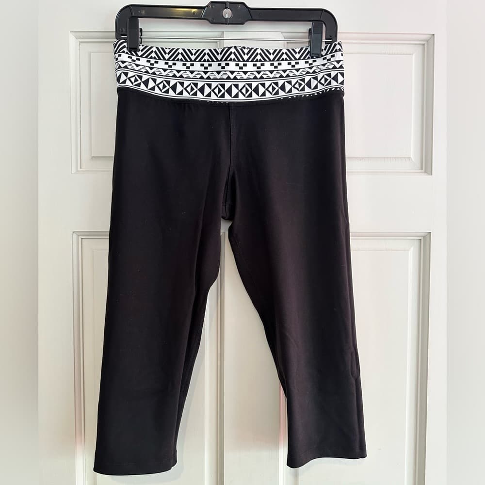 Like New Victoria’s Secret Pink Ultimate Reversible Leggings - Thumbnail 6