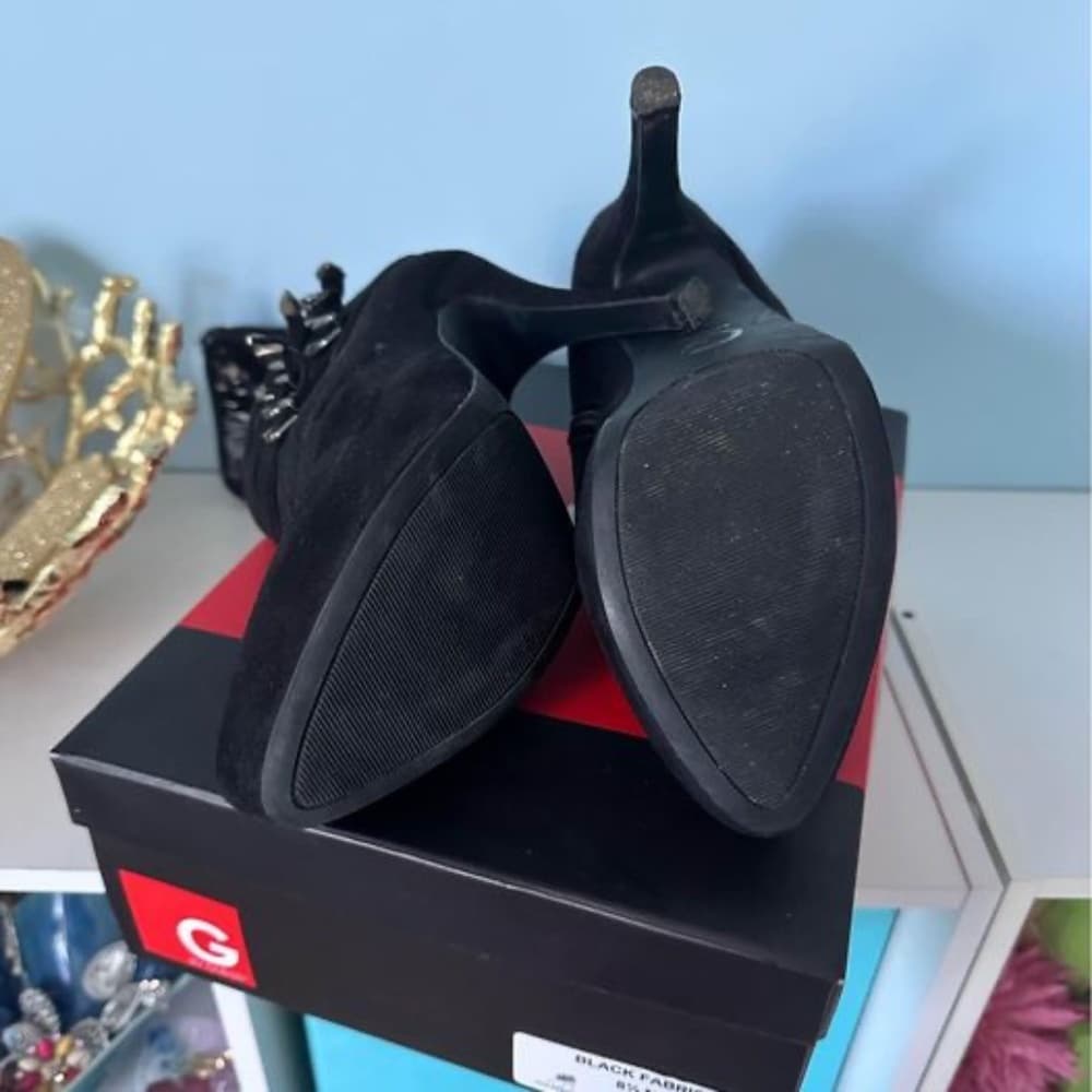 Like New Guess Ankle Boots - Thumbnail 3