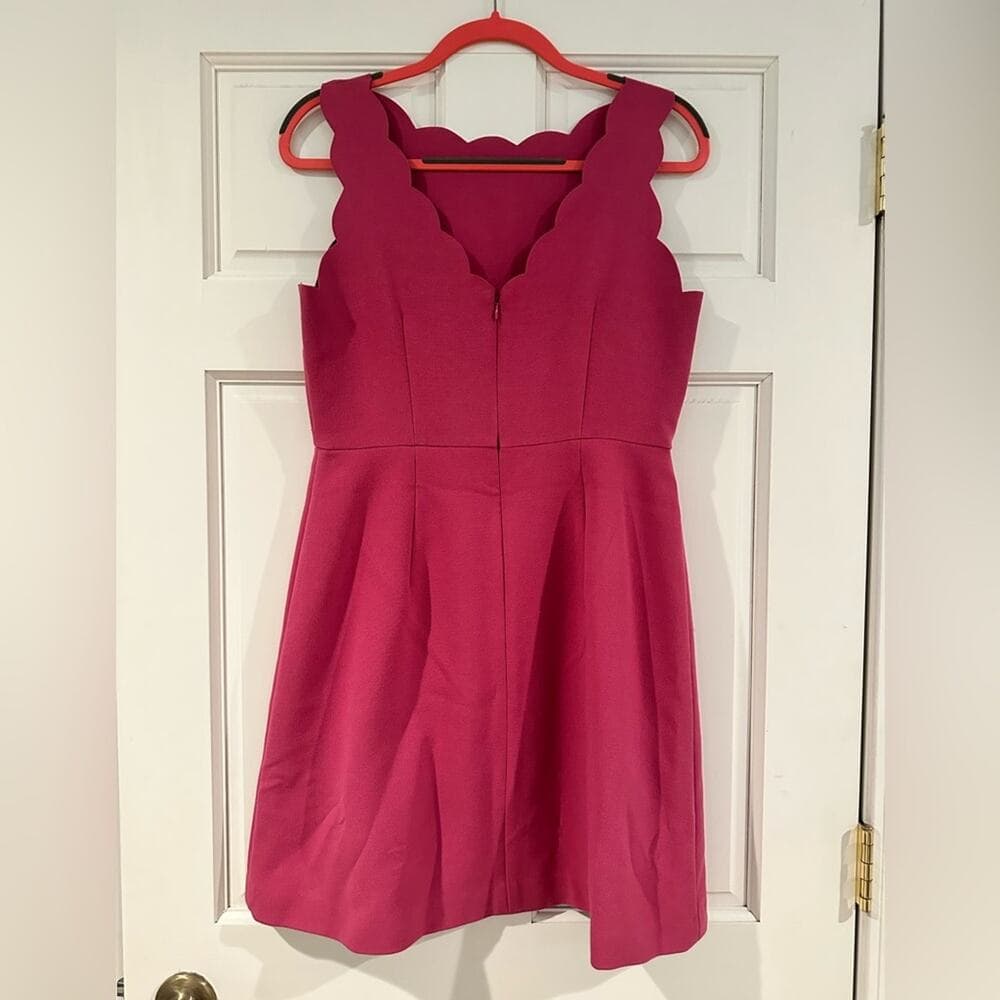 EUC Ann Taylor Loft Scallop Dress size 8 - Thumbnail 5