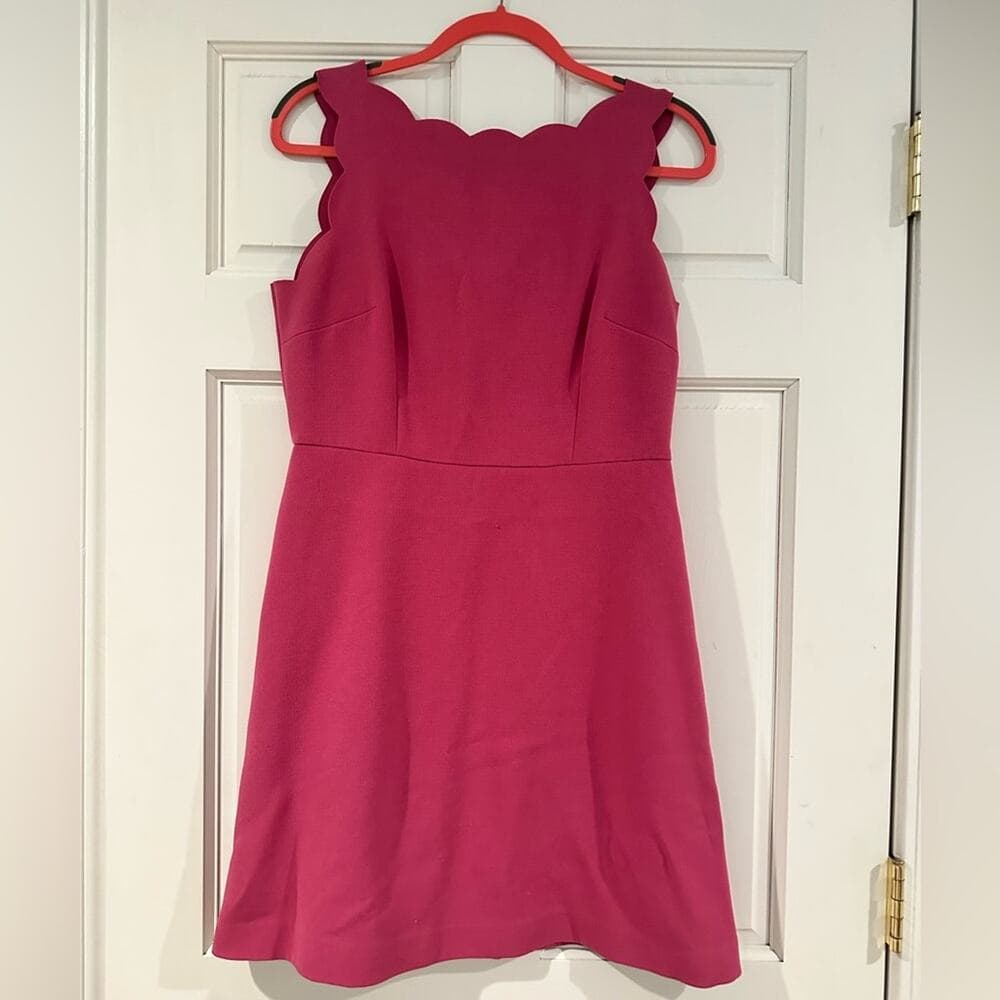 EUC Ann Taylor Loft Scallop Dress size 8 - Thumbnail 3