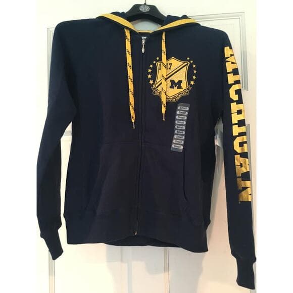 NWT Limited Edition University of Michigan Hoodie Size Small - Thumbnail 6