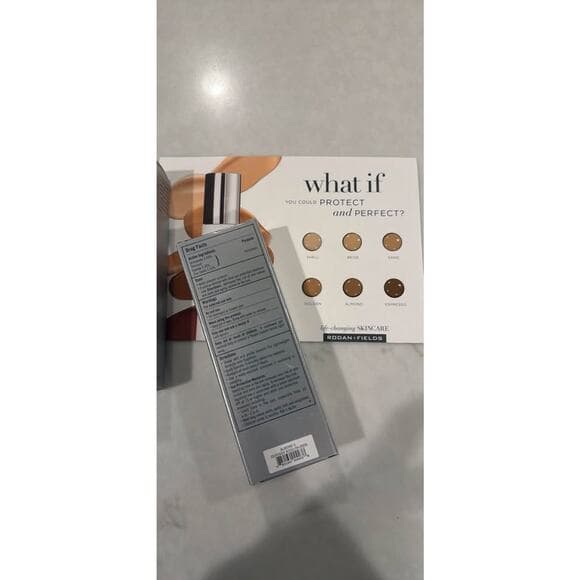 Sealed Rodan + Fields Broad Spectrum SPF Foundation in Almond - Thumbnail 4