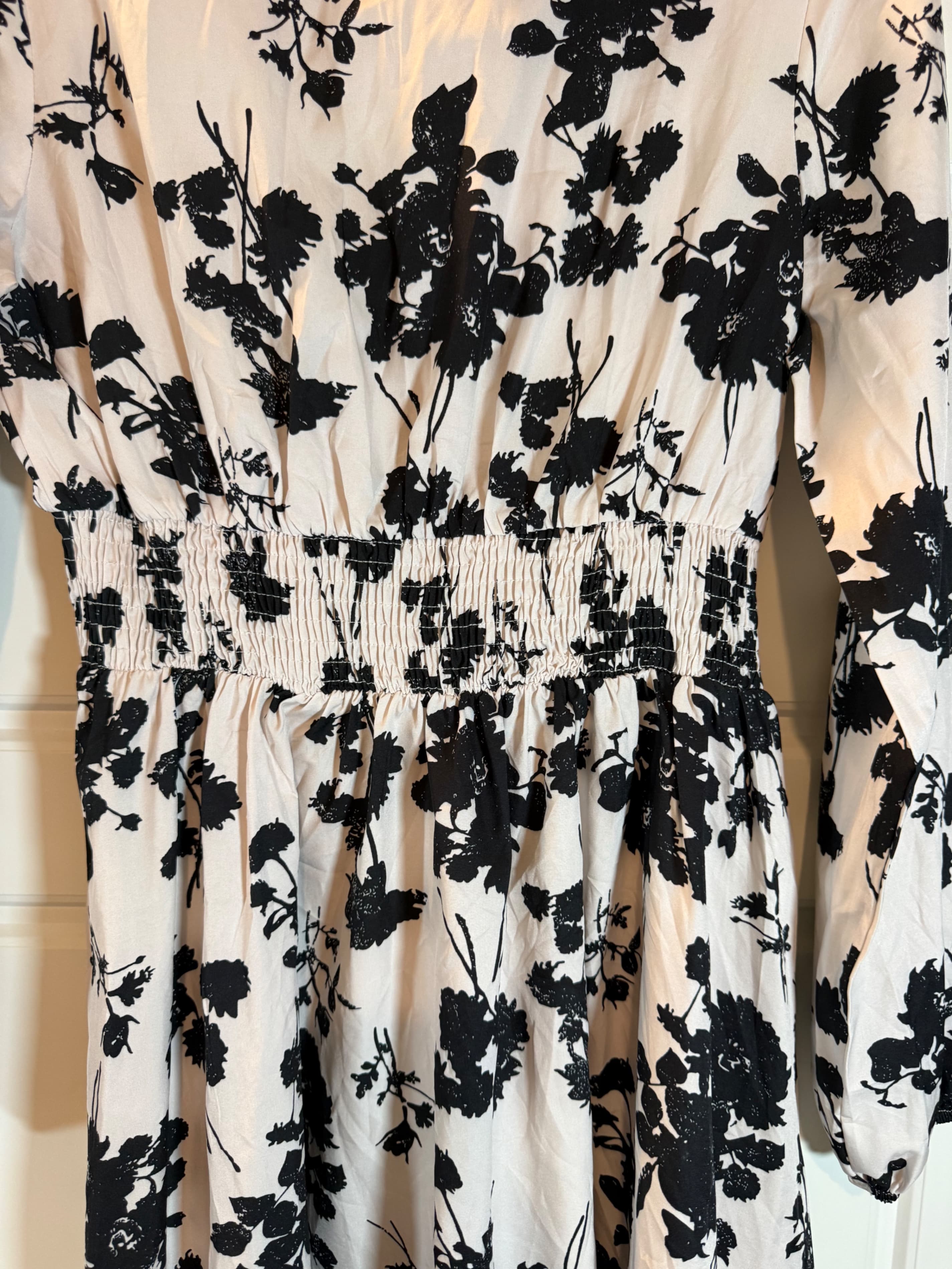 Floral Long Sleeve Smocked Dress Size L - Thumbnail 2
