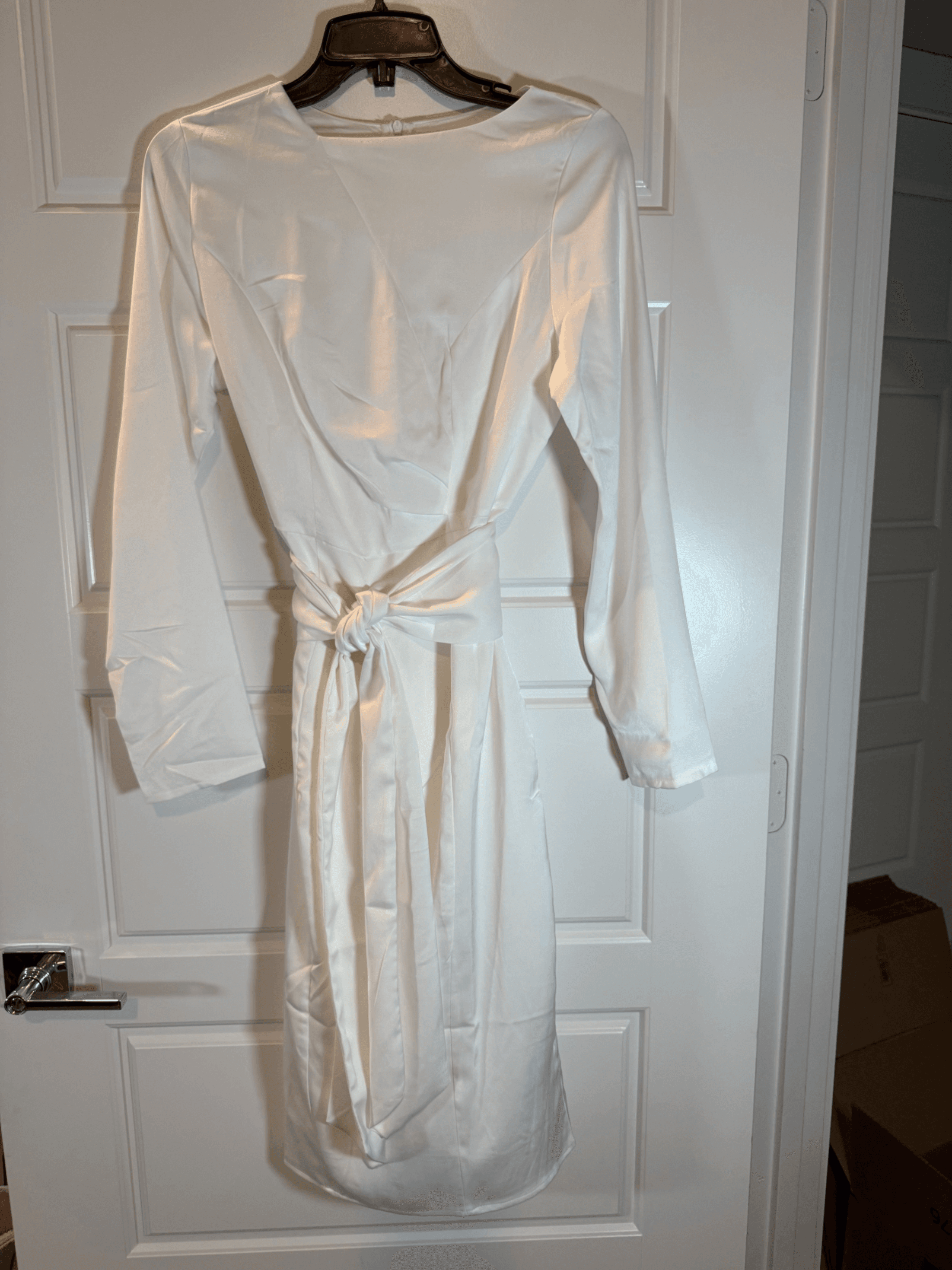 White Long Sleeve Tie-Waist Dress
