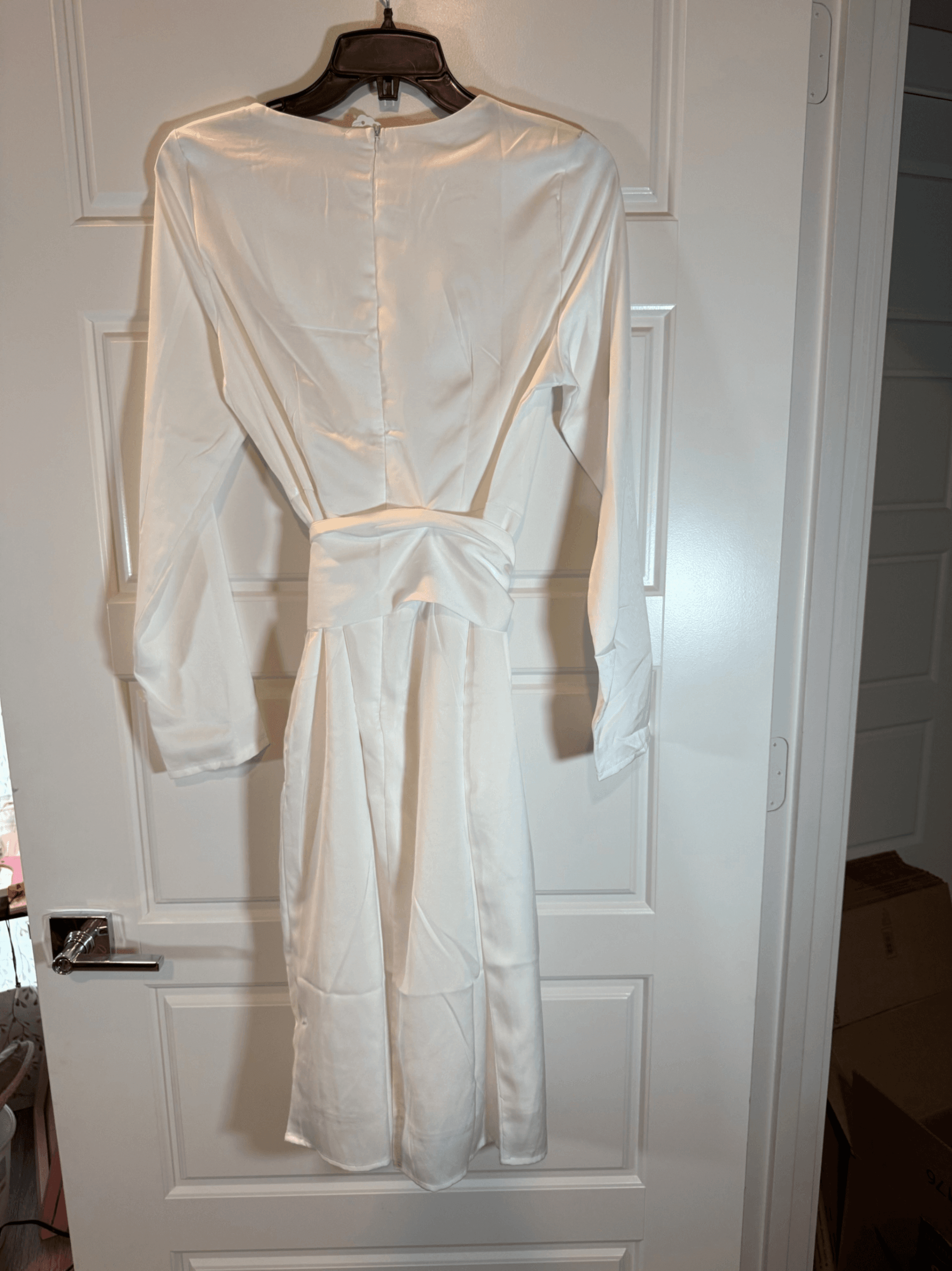 White Long Sleeve Tie-Waist Dress - Thumbnail 2