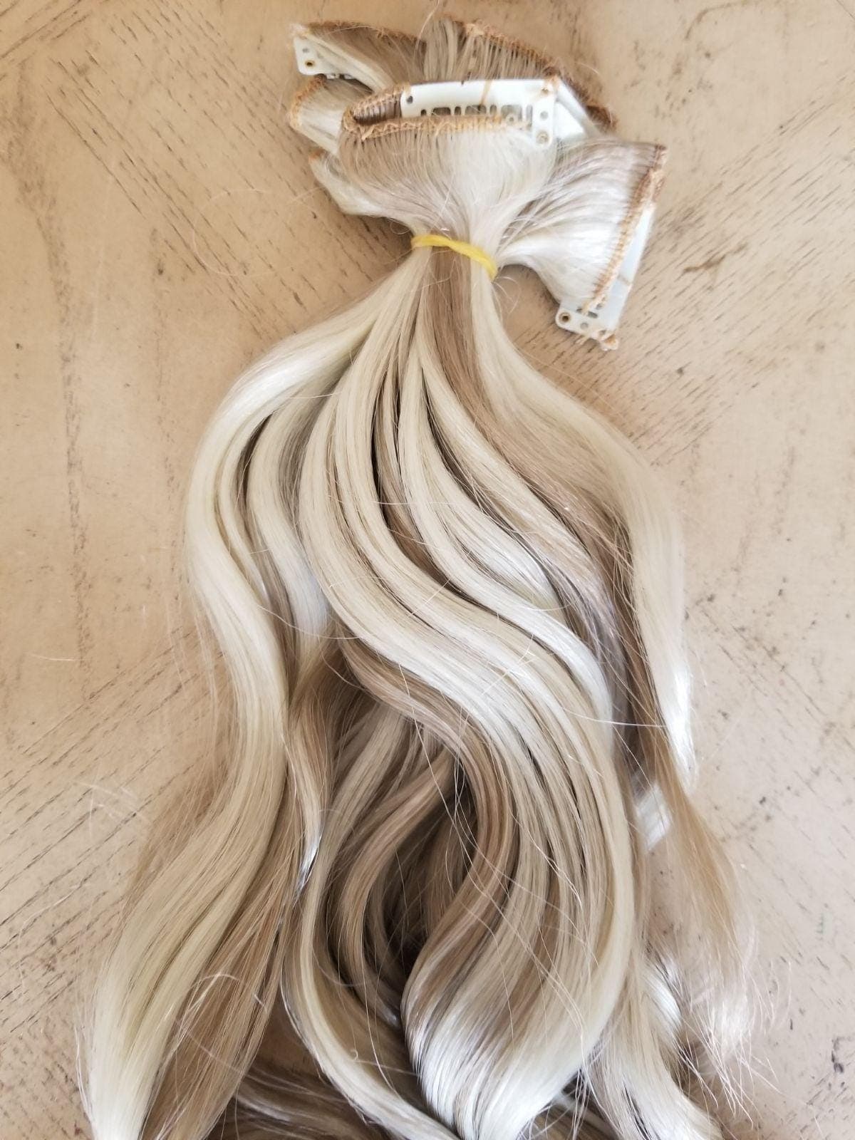 Blonde Mixed Full Head Clip In Extension - Thumbnail 5