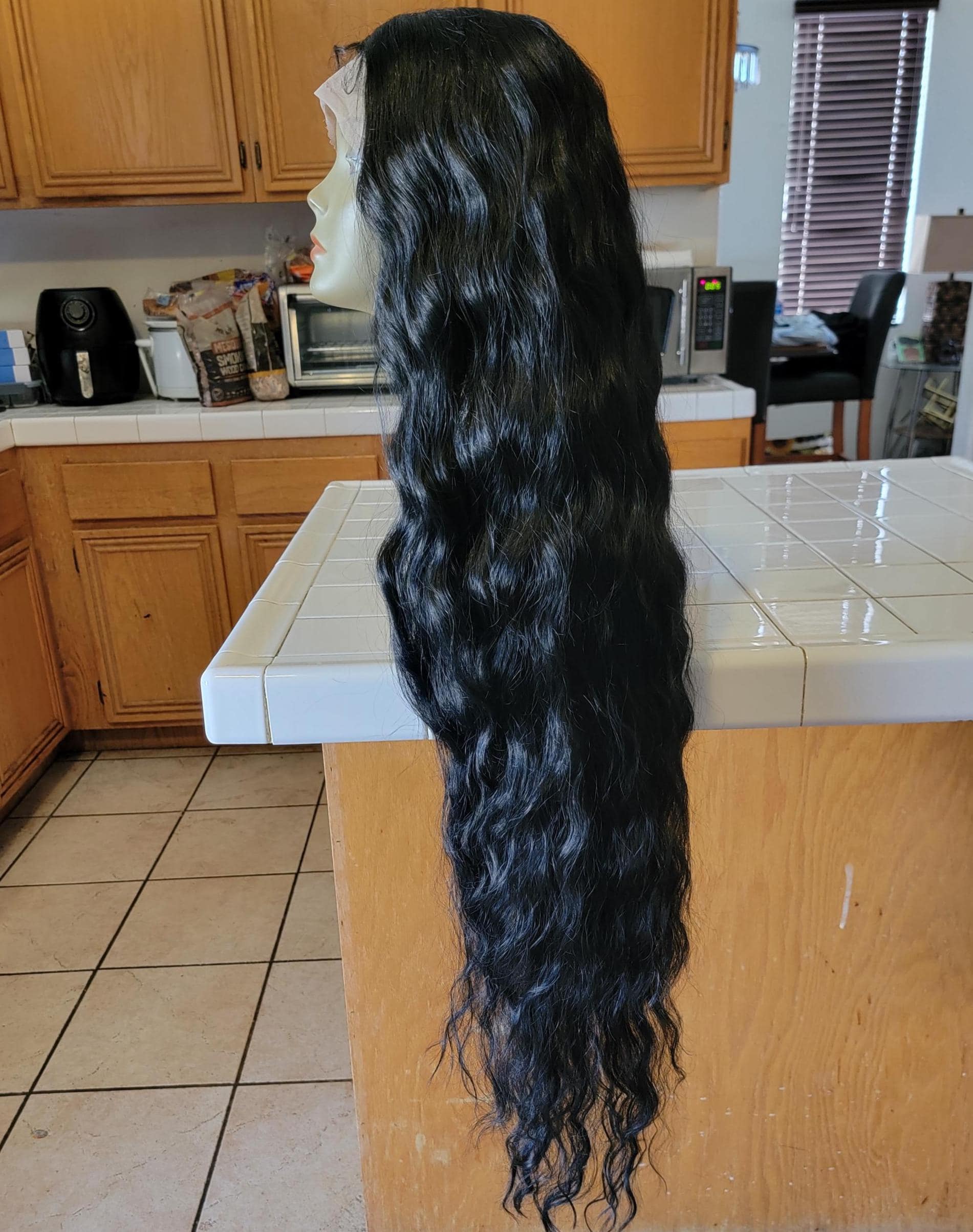 Black Wavy Beauty Lace Front Wig 38-40 inches!! - Thumbnail 8