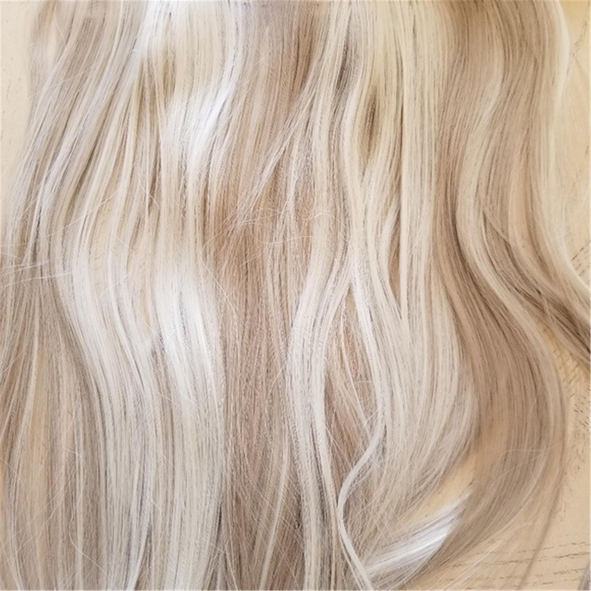 Ash Bleach Blonde Full Head Clip in Extension - Thumbnail 5