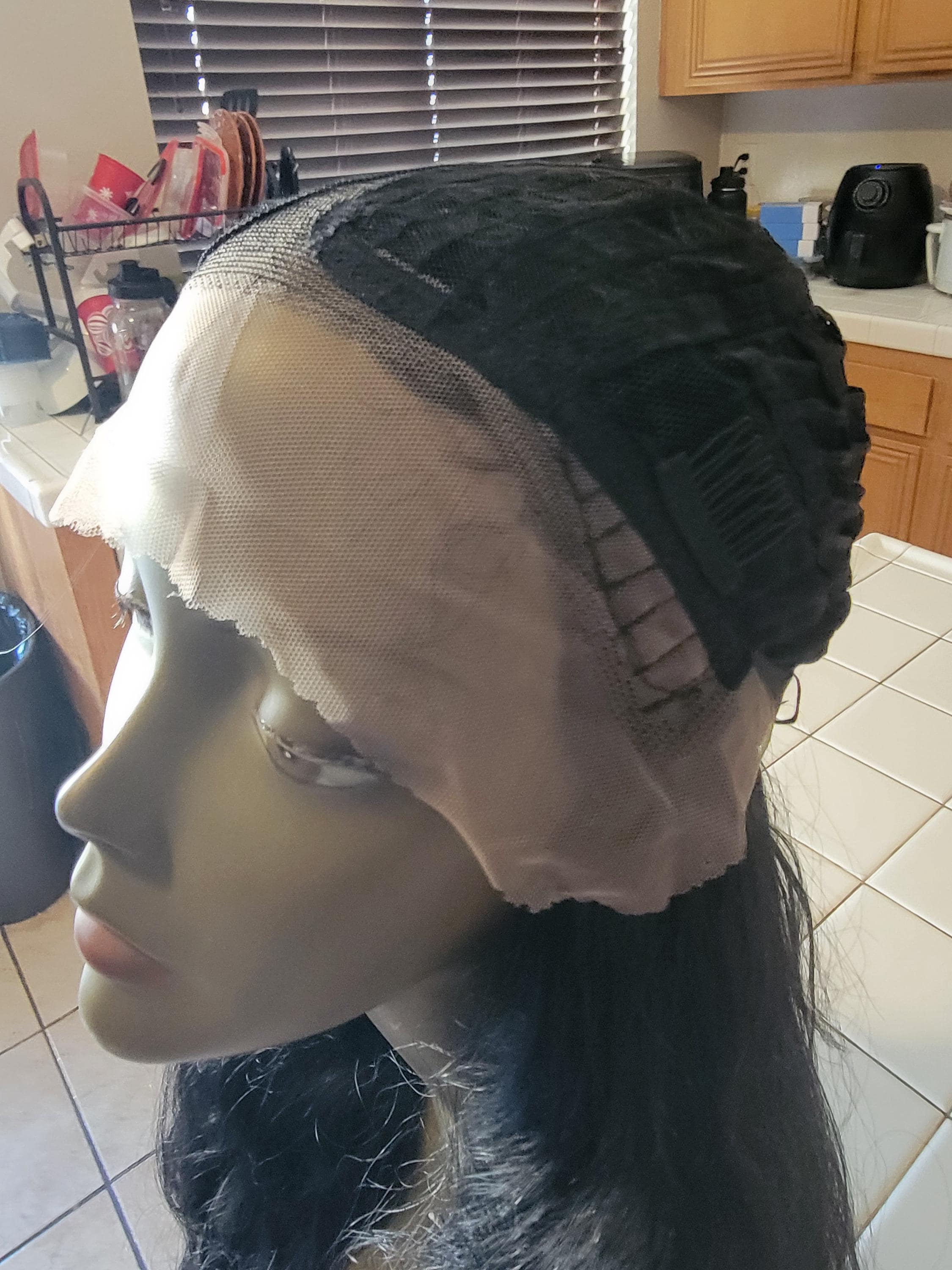 Black Wavy Beauty Lace Front Wig 38-40 inches!! - Thumbnail 3