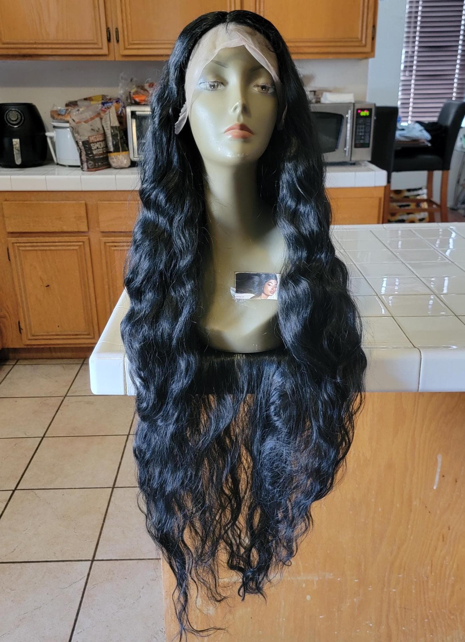 Black Wavy Beauty Lace Front Wig 38-40 inches!! - Thumbnail 7