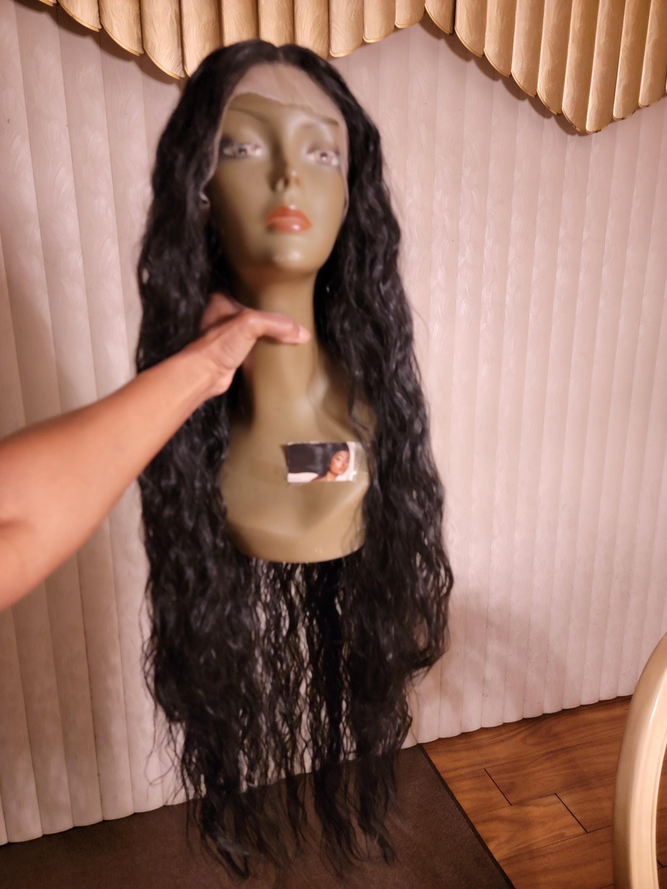Black Wavy Beautiful Lace Front Wig - Thumbnail 3