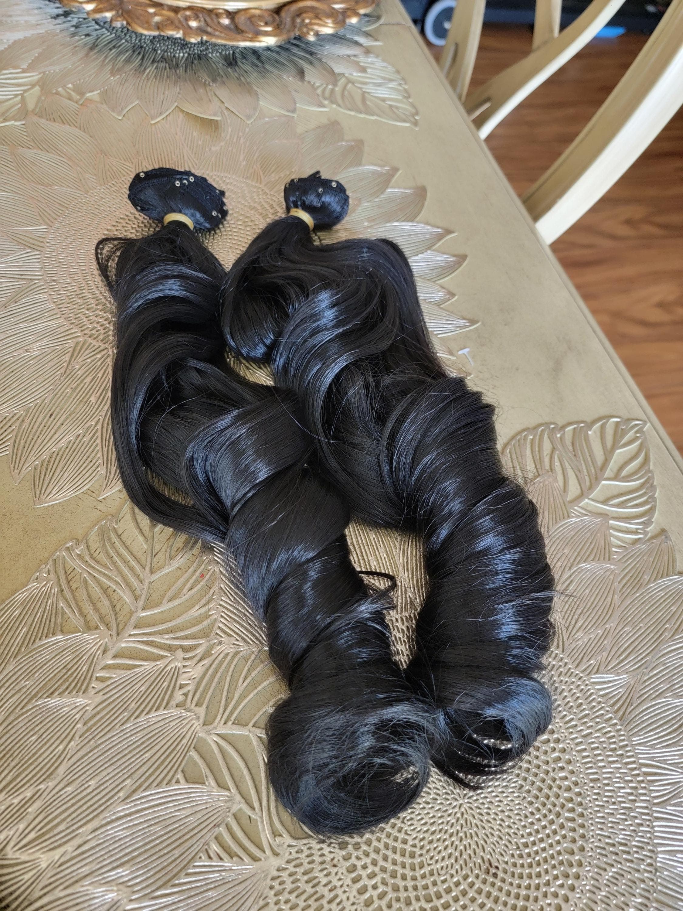 Black Full Head Clip in Extension 24-26 inches!! - Thumbnail 3