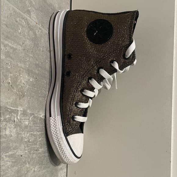 Converse High-Tops in Black and Gold Sparkle - Thumbnail 6