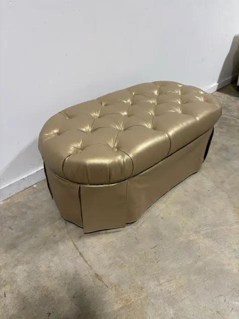 Gold Faux Leather Oval Tufted Ottoman - Thumbnail 3