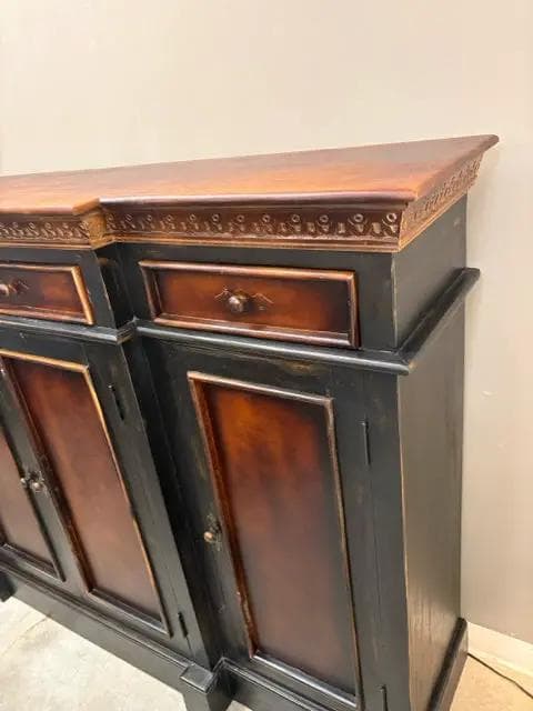 Wooden Sideboard Buffet With 3 Drawers And 3 Doors - Thumbnail 2