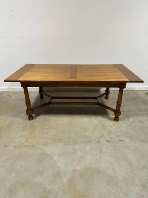 Milling Road Traditional Dining Table with 6 Dining Chairs - Thumbnail 2