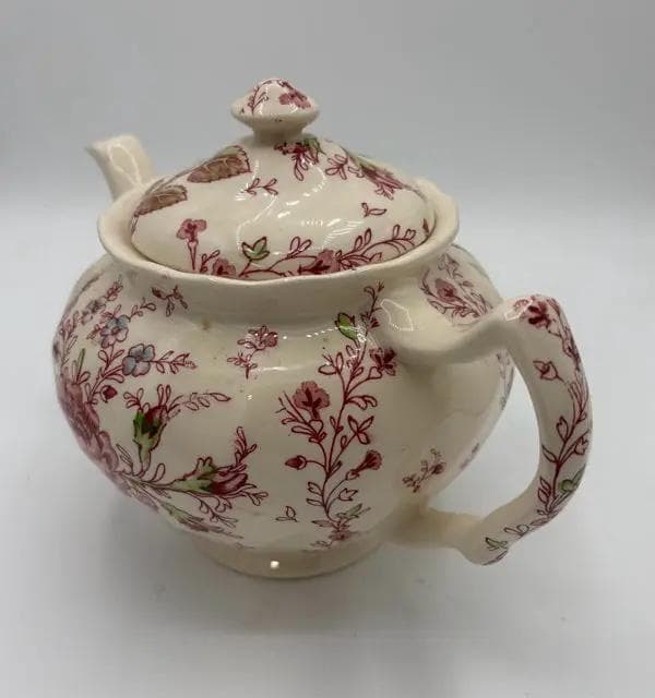 Johnson Brothers "Rose Chintz" Dinnerware Set of 8 And Tea Pot - Thumbnail 7