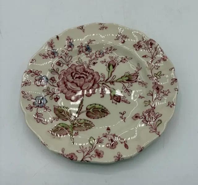 Johnson Brothers "Rose Chintz" Dinnerware Set of 8 And Tea Pot - Thumbnail 3