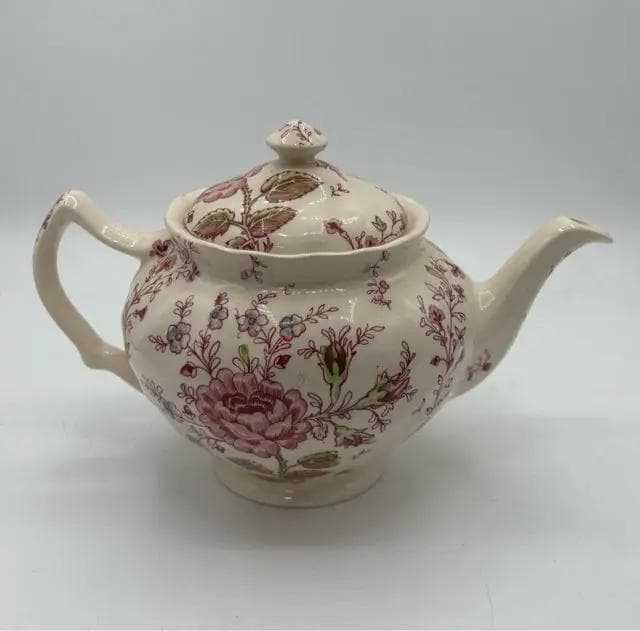 Johnson Brothers "Rose Chintz" Dinnerware Set of 8 And Tea Pot - Thumbnail 6
