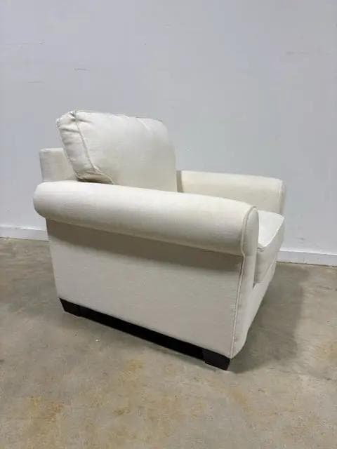 Pottery Barn White Slipcover Comfort Roll Arm Chair - Thumbnail 4