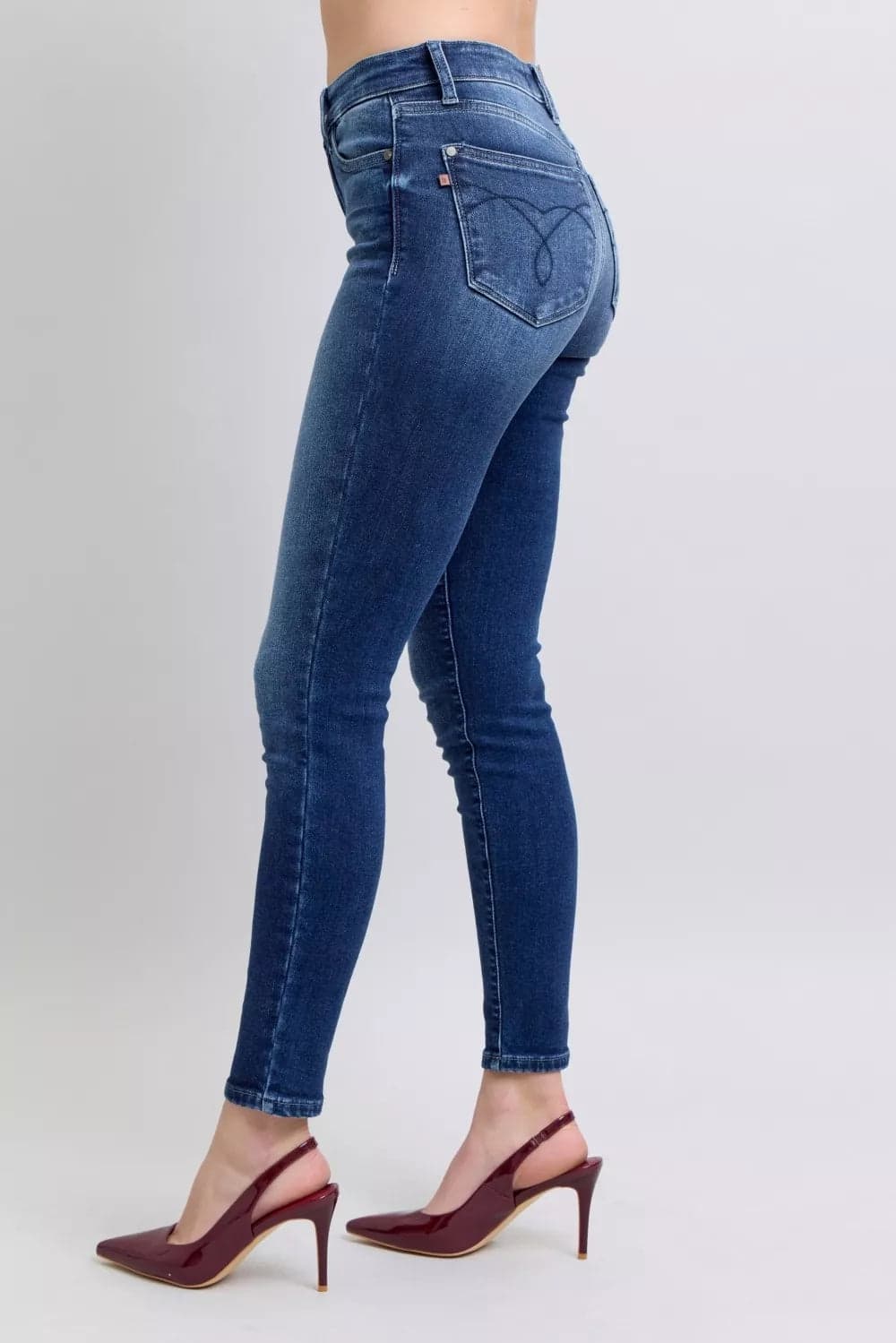 Judy Blue Full Size Washed Thermal Skinny Jeans Plus Size - DK / 20W - Thumbnail 9