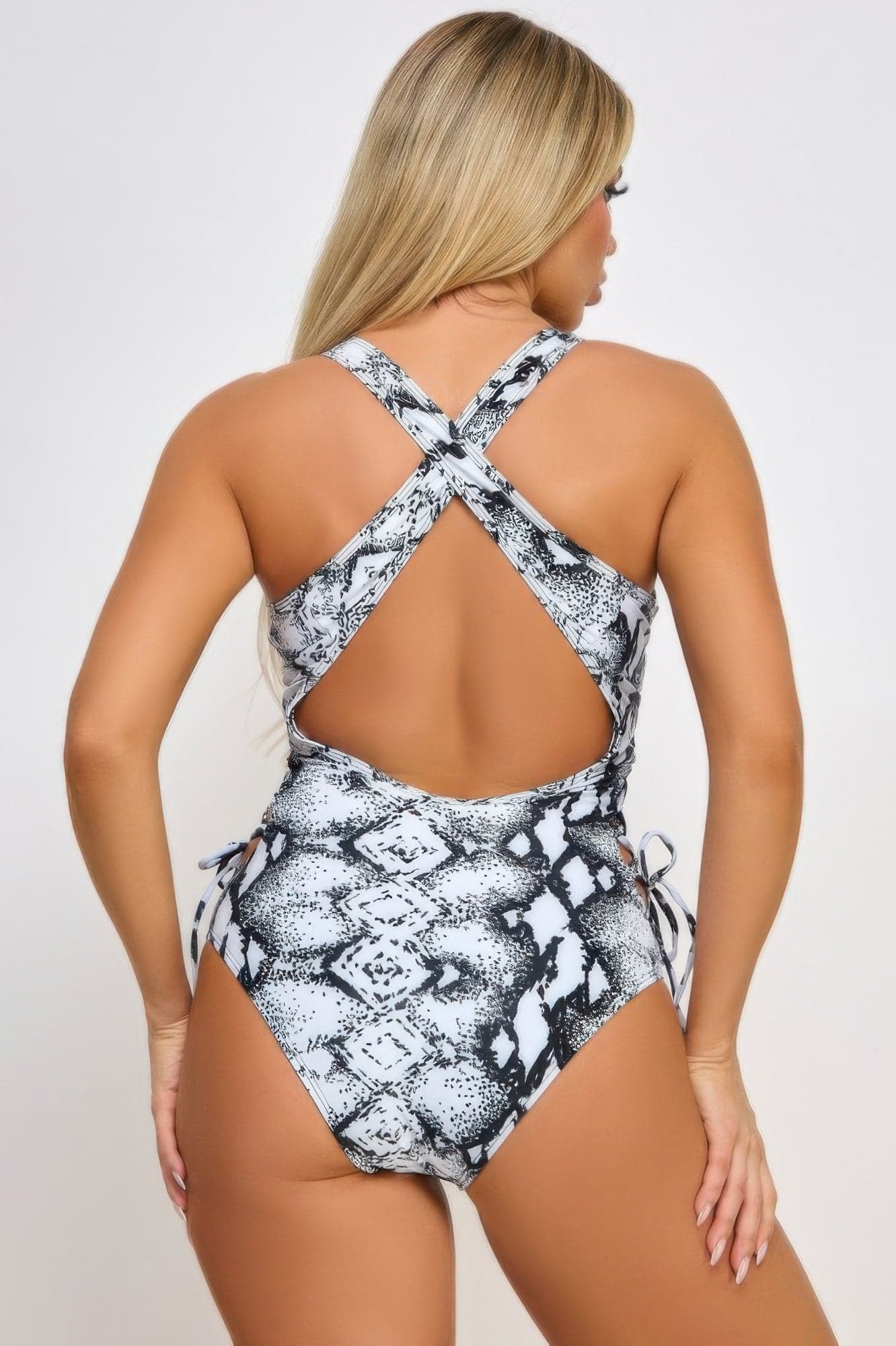 Savannah Swimsuit - Python / M - Thumbnail 3