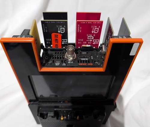 LiveU LU600 HEVC Live Streaming/Portable Broadcasting Device with Battery Pack - Thumbnail 6