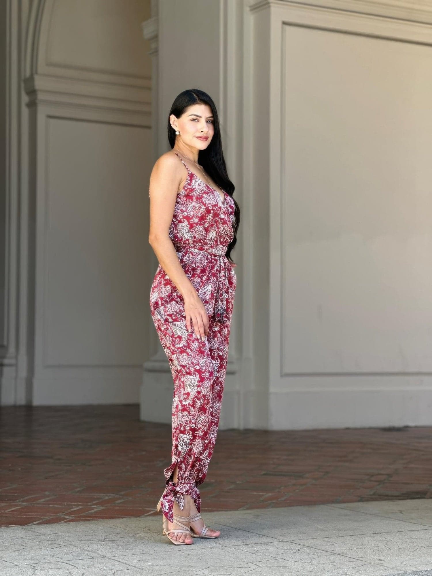 V Neck Sleeveless Paisley Jumpsuit With Tie Waist - L - Thumbnail 5