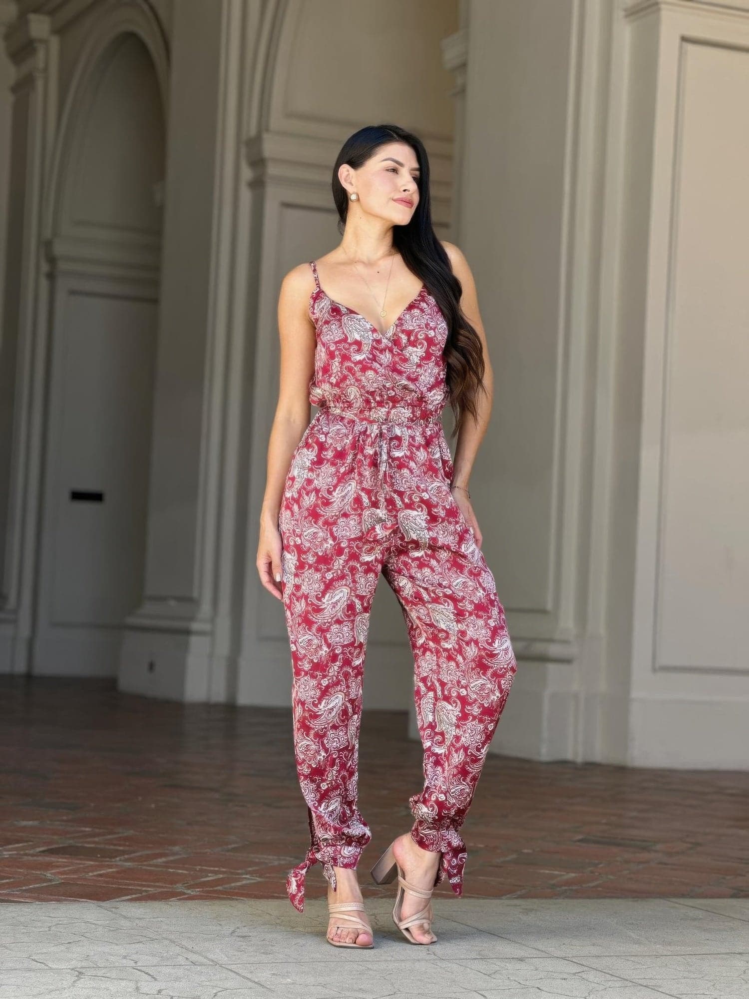 V Neck Sleeveless Paisley Jumpsuit With Tie Waist - S - Thumbnail 2