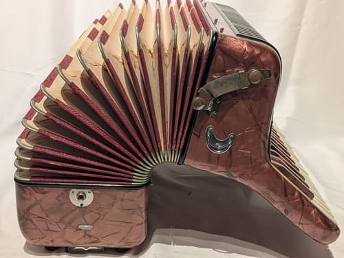 Vintage Italian Piano Accordion by Morbidoni 41 keys, 120 buttons, 3/1 registers - Thumbnail 10