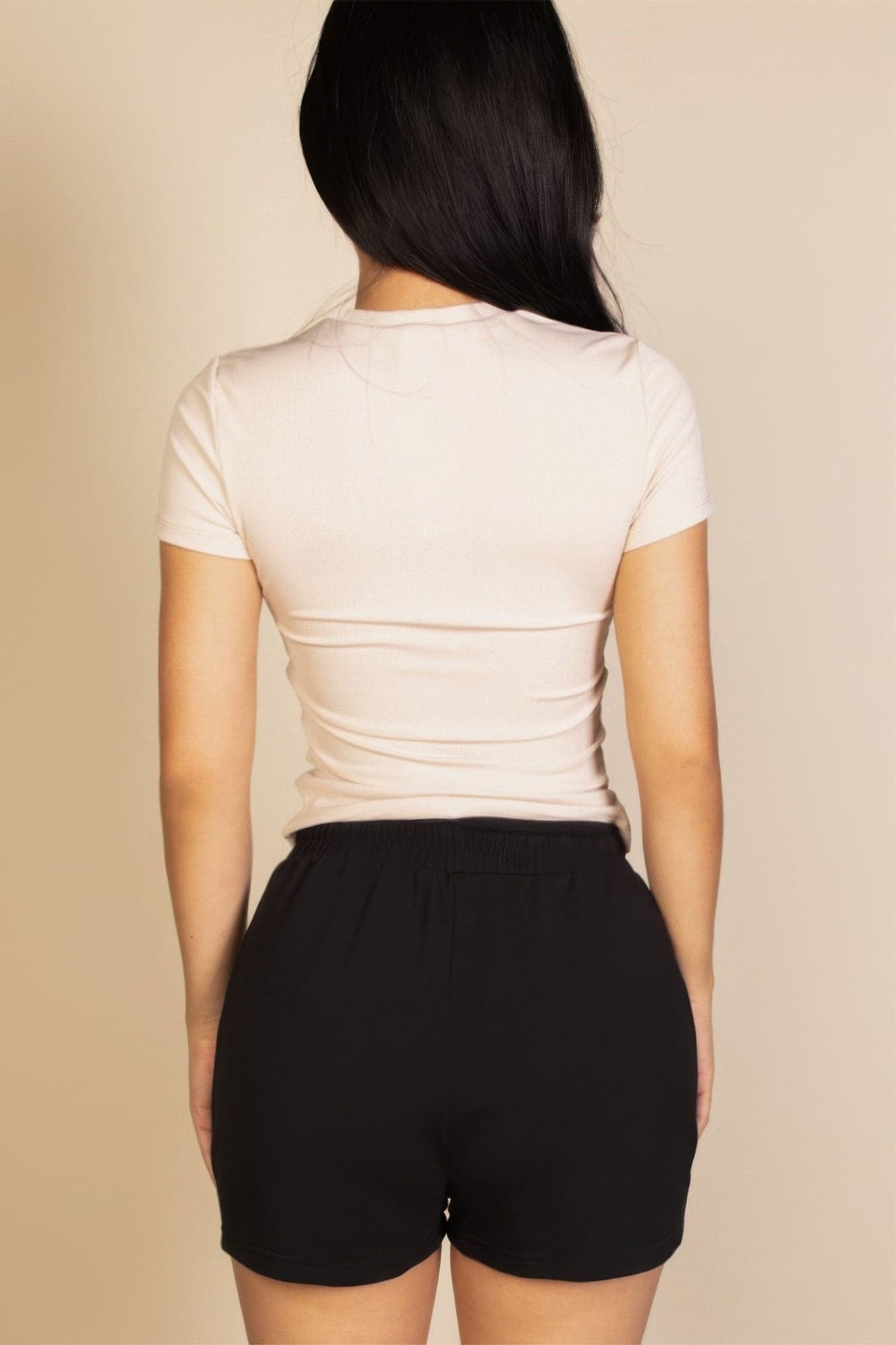 Ribbed Round Neck Short Sleeve Top - Black / M - Thumbnail 4