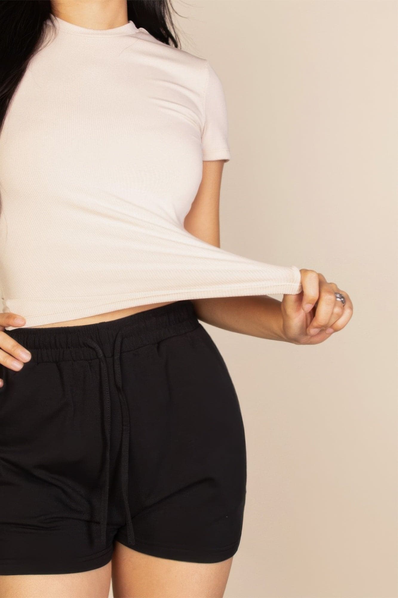 Ribbed Round Neck Short Sleeve Top - Black / M - Thumbnail 3
