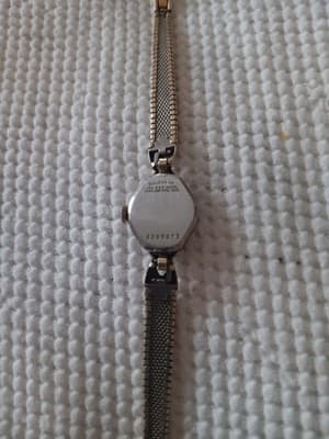 vintage ladies bulova mechanical watch - Thumbnail 7
