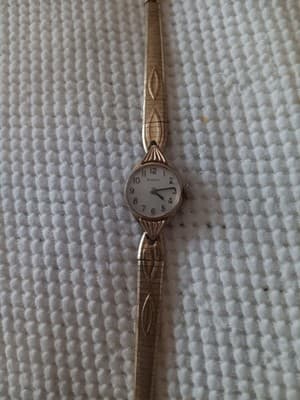 vintage ladies bulova mechanical watch - Thumbnail 3