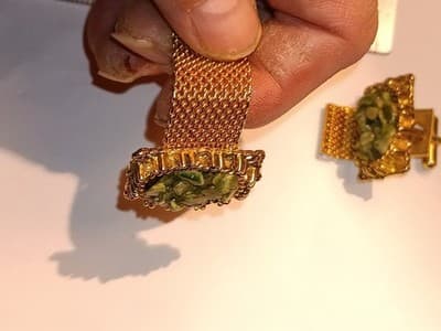VTG MCM Cuff Links Men’s Green Jade Style Stone & Gold Tone Wraparound Mesh - Thumbnail 4