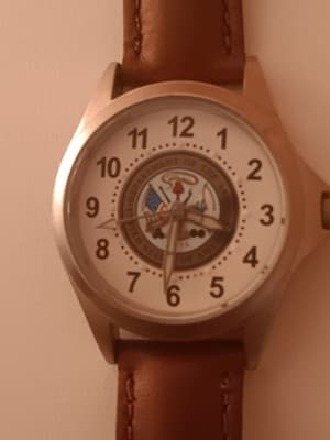 VINTAGE WOMANS DEPT OF THE ARMY WRIST WATCH ARMED FORCES NEW - Thumbnail 3