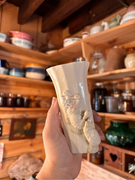 Vintage Ceramic Duck Trio Vase - Cream Home Art - Thumbnail 2