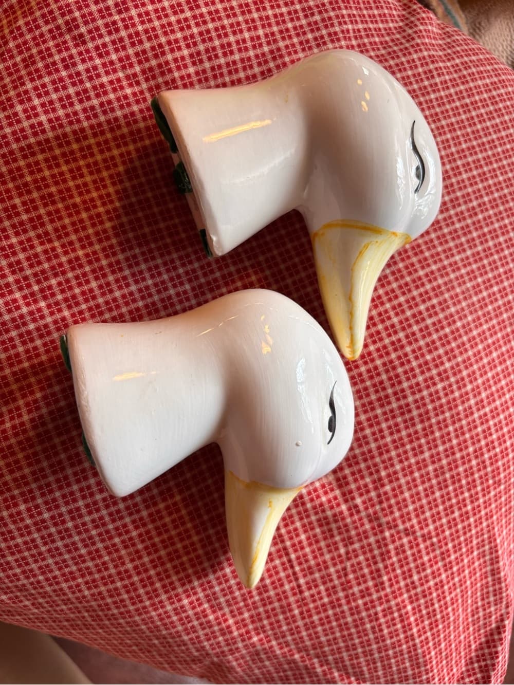 White Ceramic Duck Head Salt and Pepper Shaker Set - Thumbnail 2