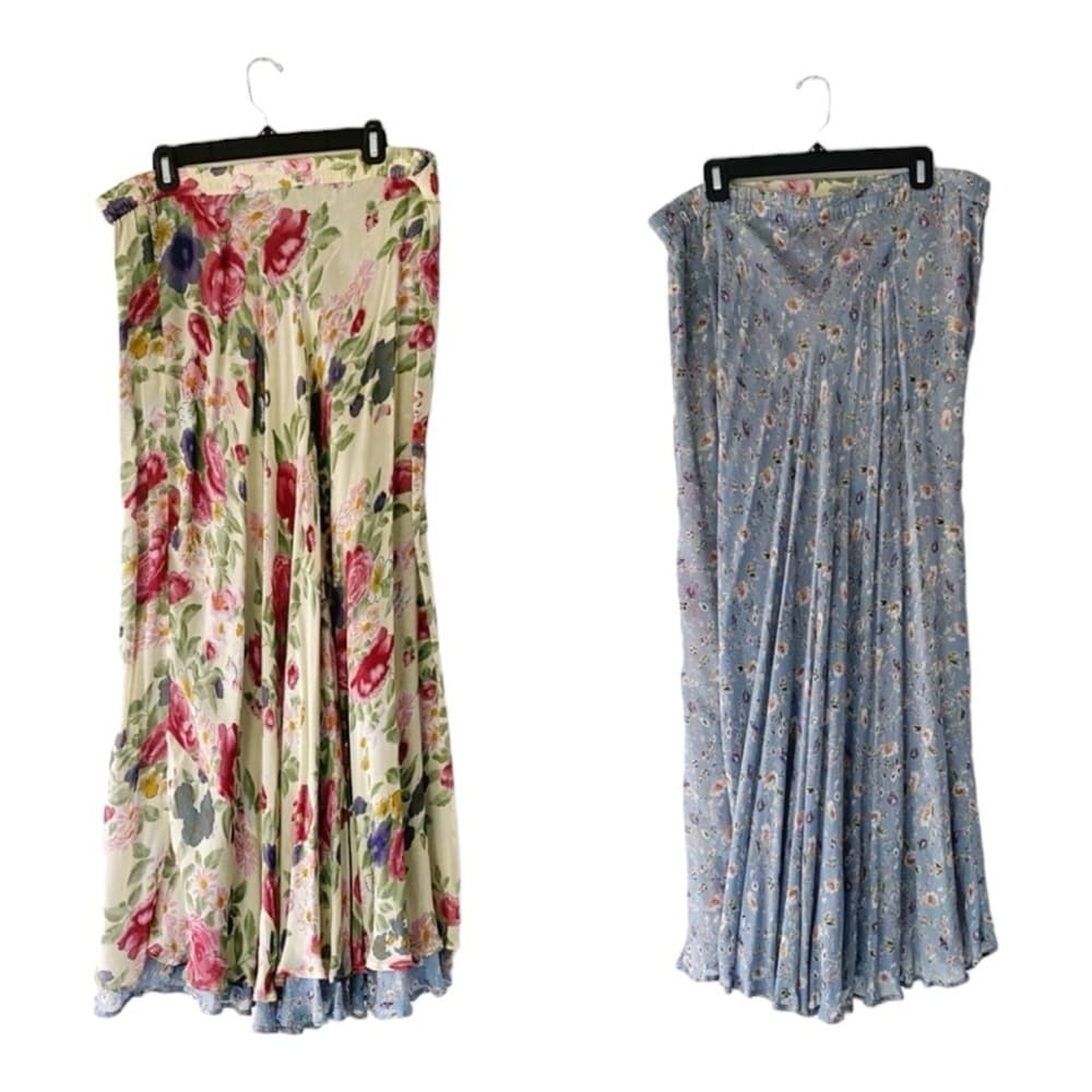 Modest Floral Vintage Reversible Cottagecore Maxi Skirt - see listing about size - Thumbnail 11