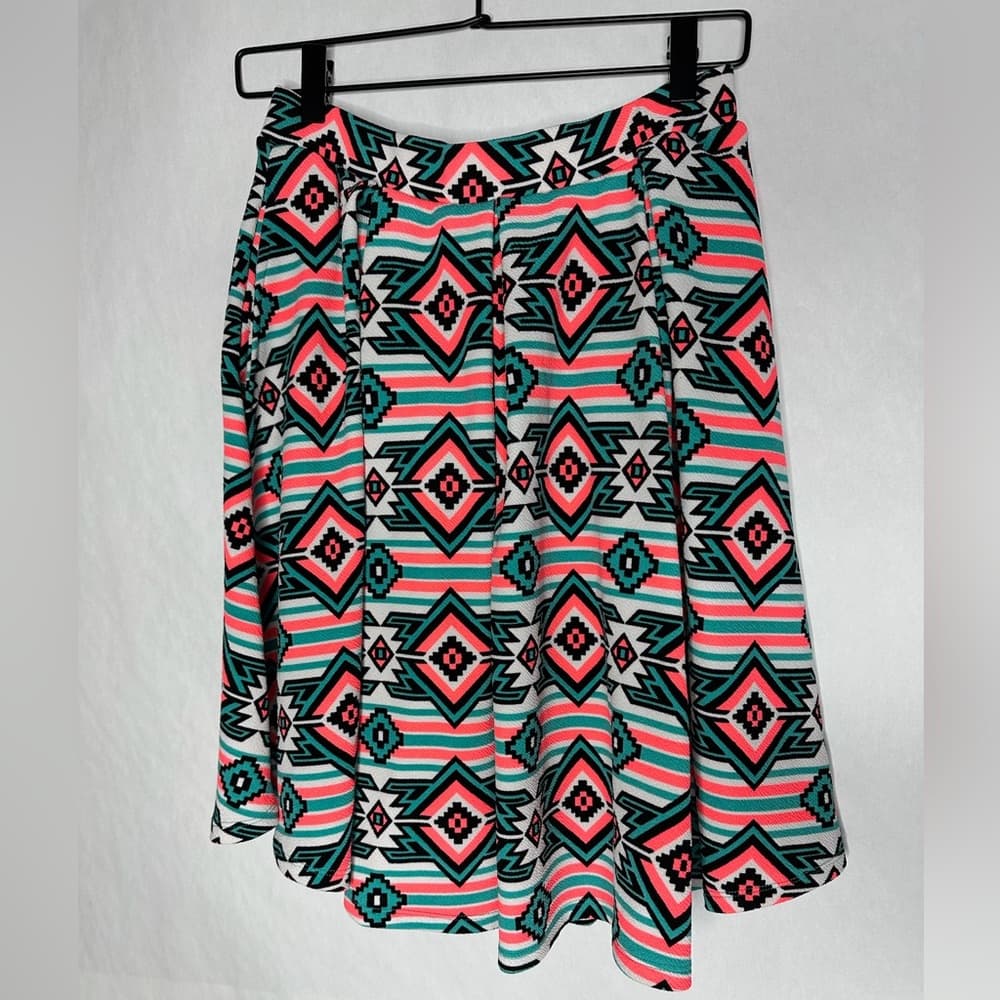 LuLaRoe Madison Geometric Bright Aztec Print A-Line Skirt Size S Coastal Cowgirl - Thumbnail 2