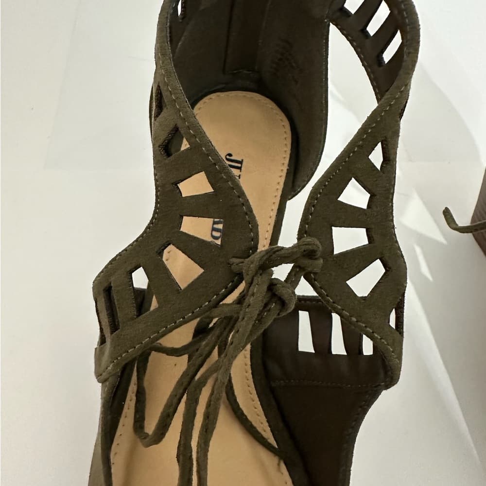 JustFab Deanna Olive Green Cutout Peep Toe Wedge Sandals Size 8.5 - Thumbnail 8