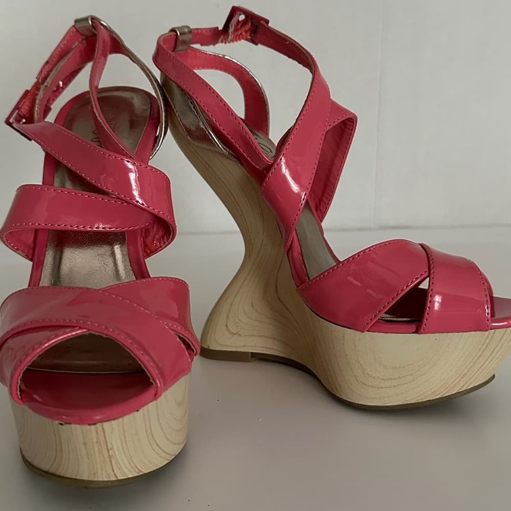 Rouge Patent Crisscross Wedge Platform Sandals Y2K Size 7.5 - Thumbnail 7